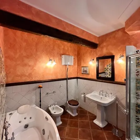 Fugari Mondello Semesterbostad *