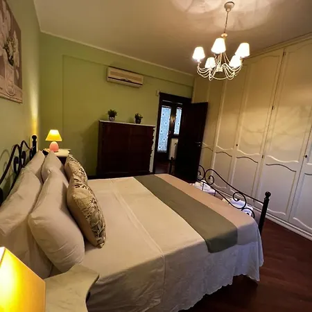 Fugari Mondello Semesterbostad *