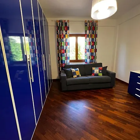 Fugari Mondello Semesterbostad